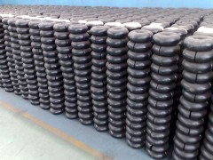 領(lǐng)先的碳鋼彎頭廠家就是寧浩管道 哪