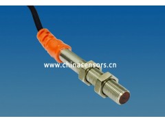 M5小柱形對射傳感器，內置放大器，