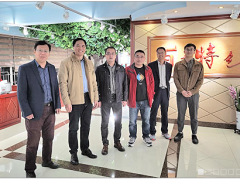 丹東百特總經理董青云全程陪同農藥協會專家蒞臨參觀