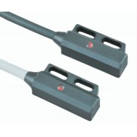 單磁極識別檢測傳感器AH005 小功率磁性識別傳感器