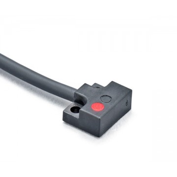 扁平式磁性接近開關(guān)磁性傳感器AH014