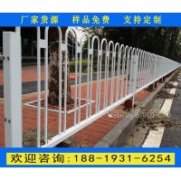 臨高廠家直銷市政交通隔離欄 儋州道路鋅鋼護欄 交通設施圍欄