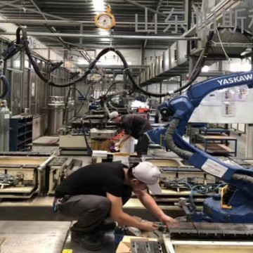 有效的保養維護對機器人碼垛很重要 