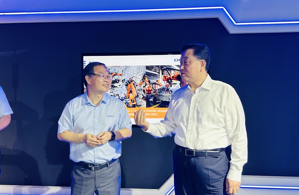 上海松江區委書記程向民一行蒞臨辰竹交流