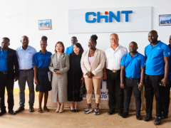 烏干達能礦部長、移民局長先后考察正泰儀表電氣工廠，肯定正泰國際本土化成果！