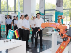 聚焦高端裝備與智能制造，趙巖副省長蒞臨埃斯頓自動化開展深度調(diào)研